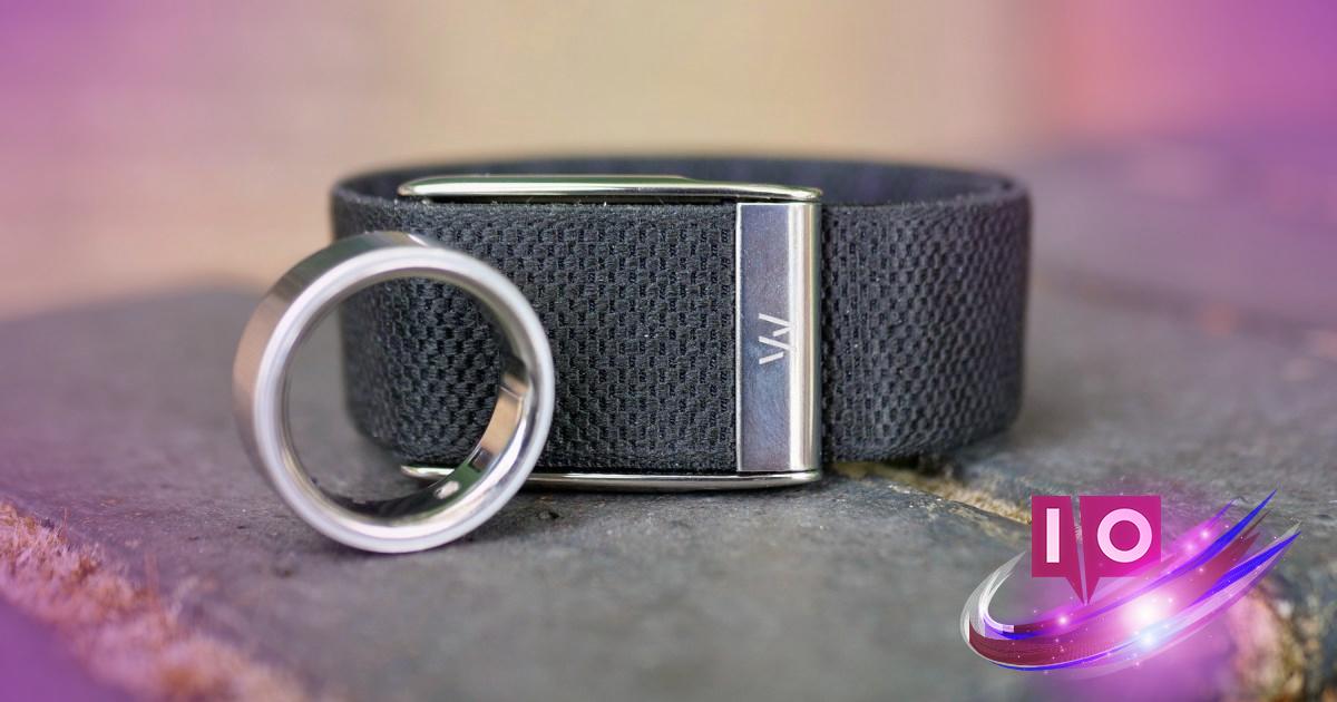 Whoop 5.0 vs Oura Ring 4: Best No-Distraction Wearable Comparison