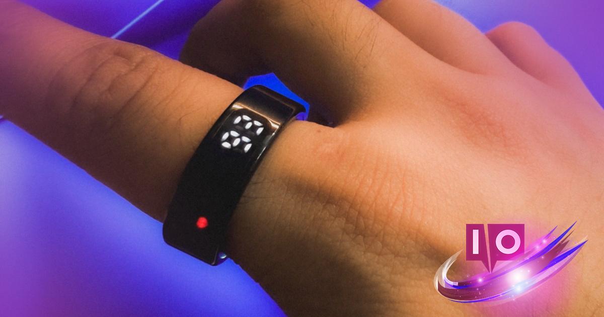 I Tested a Smart Ring with Display: Surprising Results Revealed