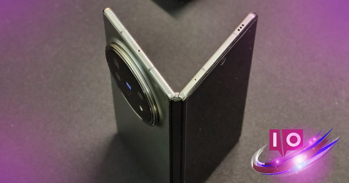 Why I'm Choosing This Foldable Phone Over the Galaxy Z Fold 7