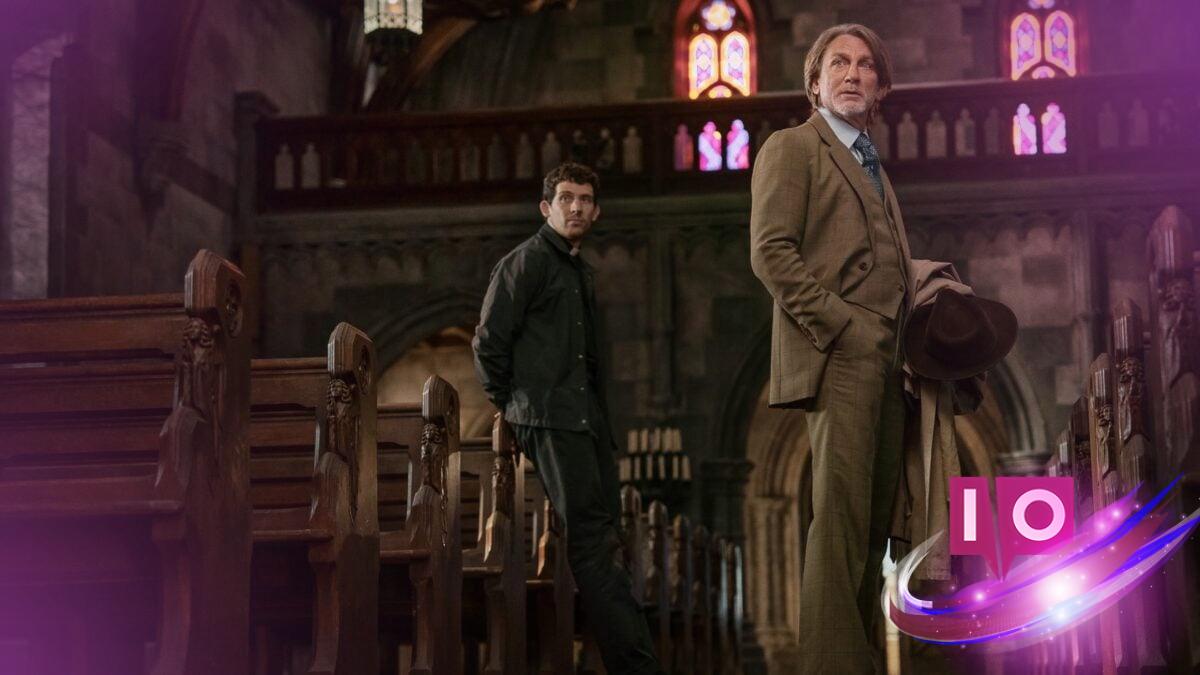 ‘Wake Up Dead Man’: Knives Out Mystery Hits Theaters Before Netflix