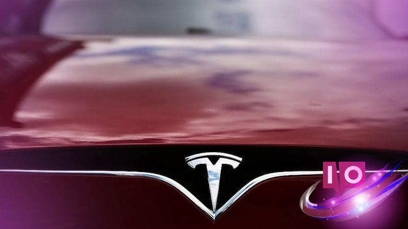 Feds Investigate Tesla Doors After Reports of Malfunction Issues