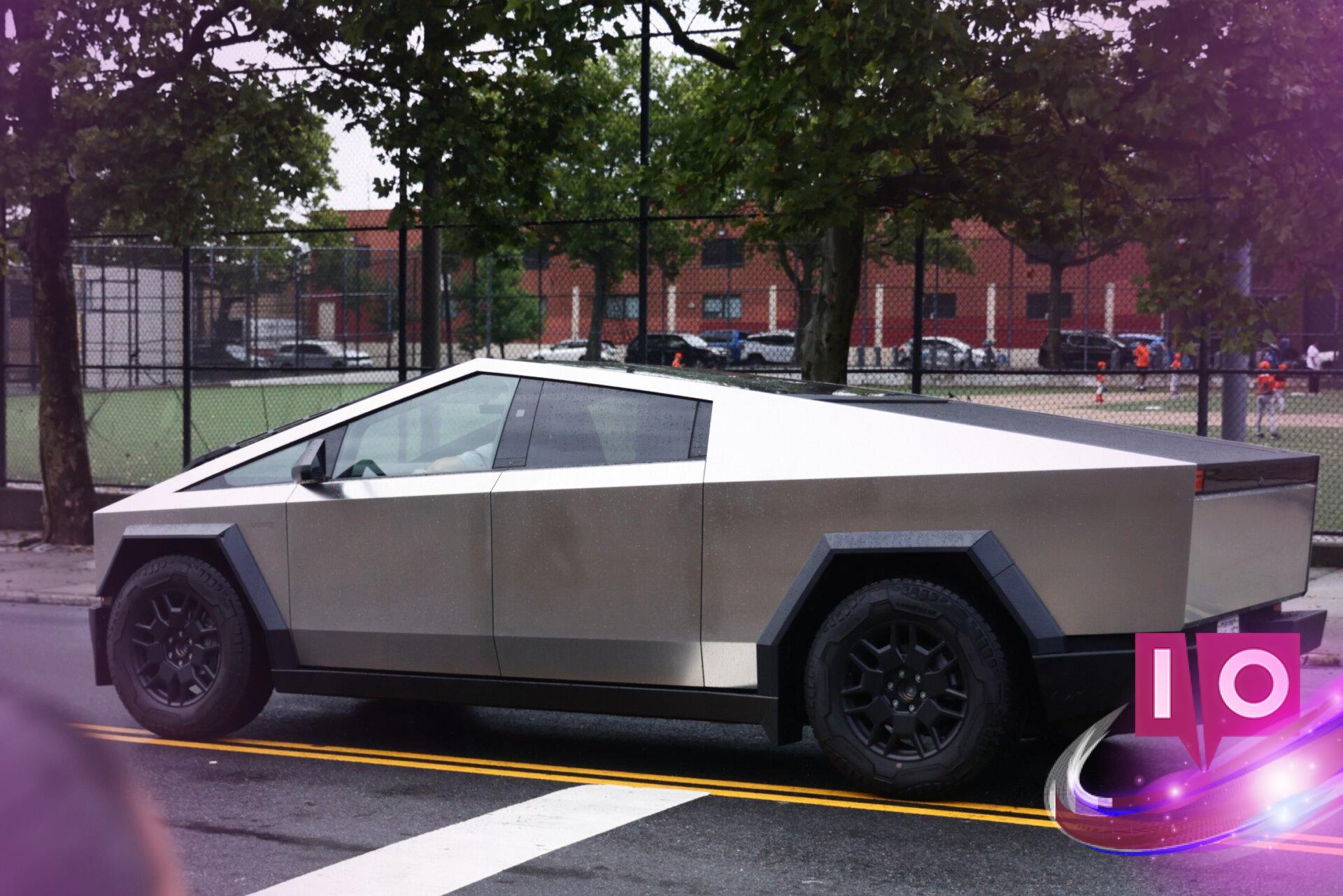 Tesla's Bizarre Cybertruck Strategy Amid Stock Volatility