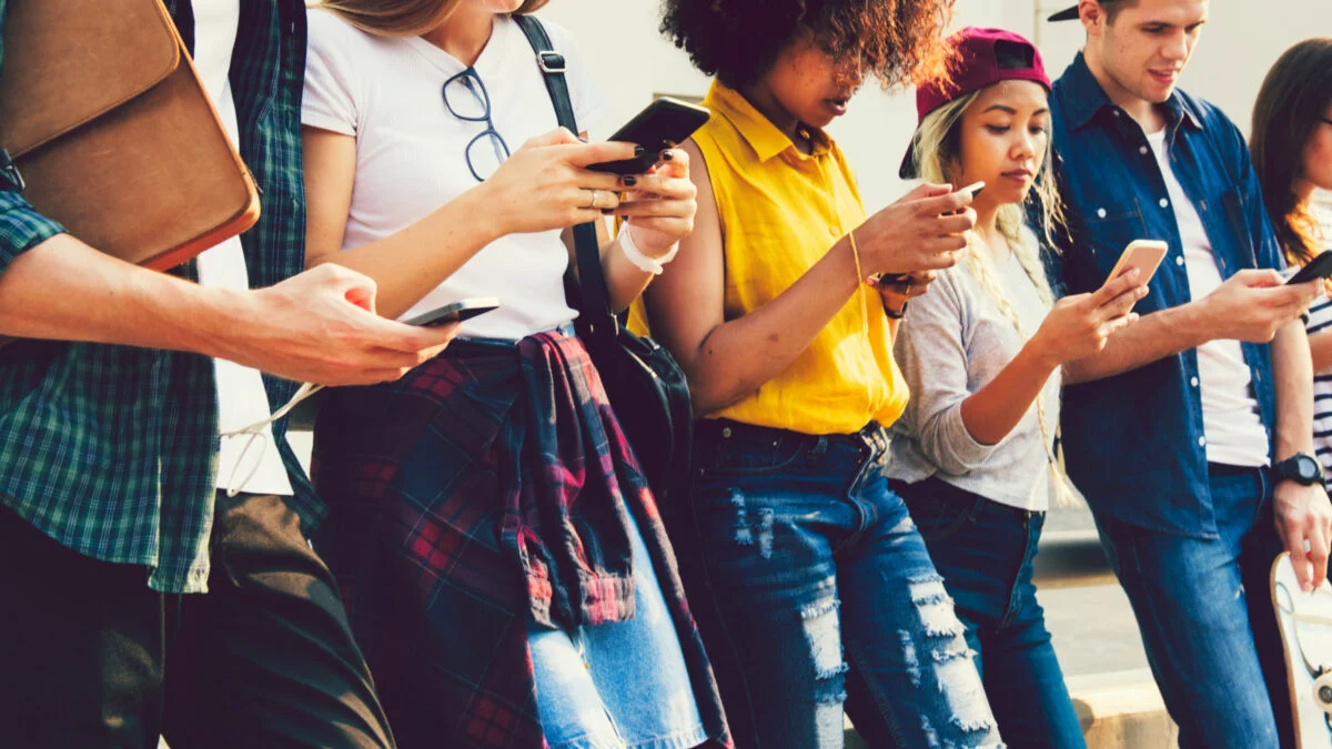 64% of Teens Use AI Chatbots for Mental Health: A Growing Trend