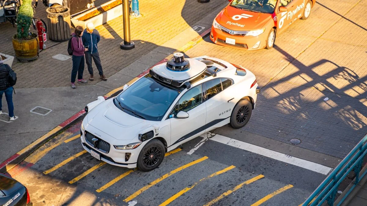 Blackout in San Francisco: Deactivated Waymos Create Traffic Chaos