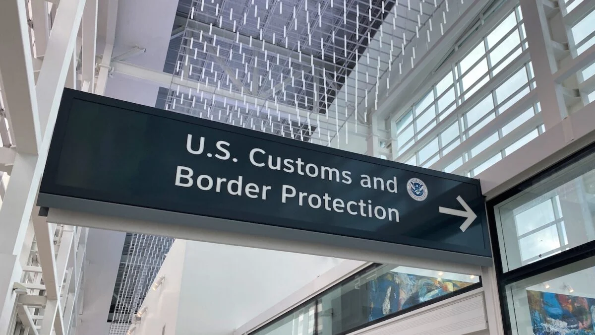 CBP to Review Foreign Tourists' Social Media Before U.S. Entry