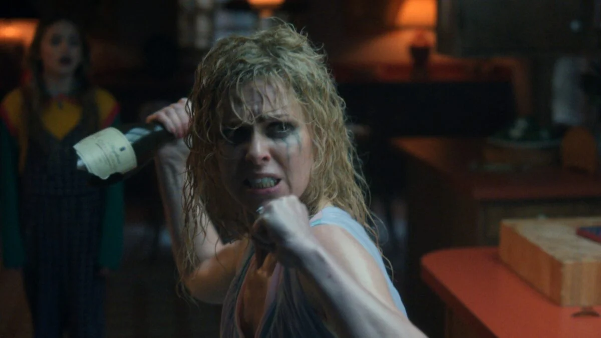 Cara Buono Discusses Karen Wheeler's Breakout Wine Mom Moment in 'Stranger Things'