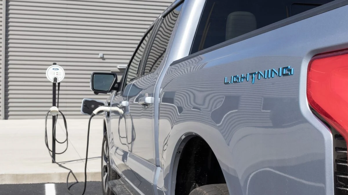 Ford Ends Biden's Electric Truck Dream with F-150 Lightning Cancellation
