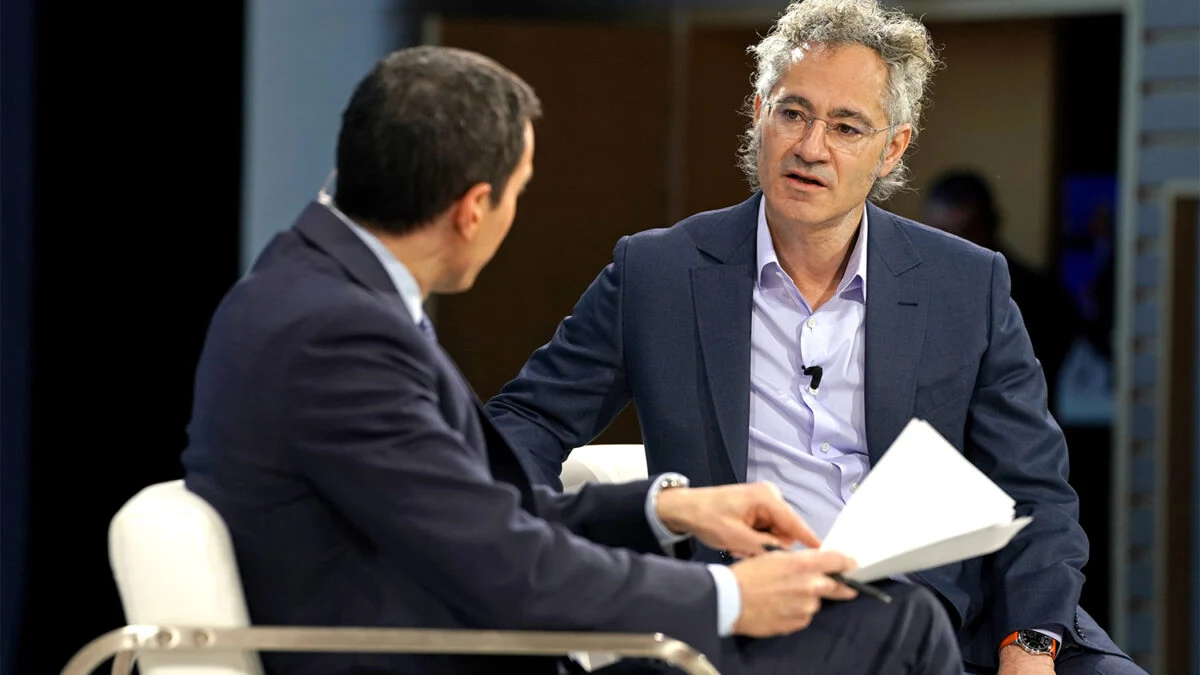Palantir CEO Advocates Controversial War Crimes Stance for Business Growth