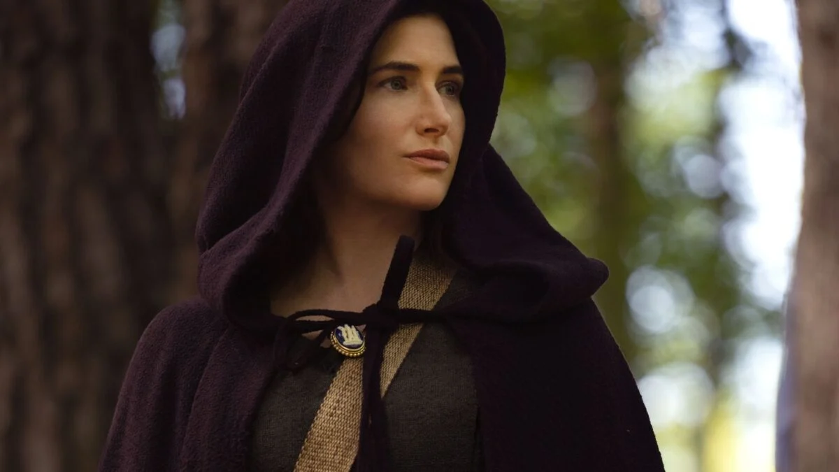 Kathryn Hahn as Mother Gothel in Live-Action 'Tangled'?