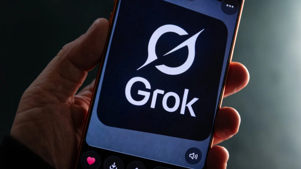 X (Twitter) Cracks Down on Grok Deepfakes