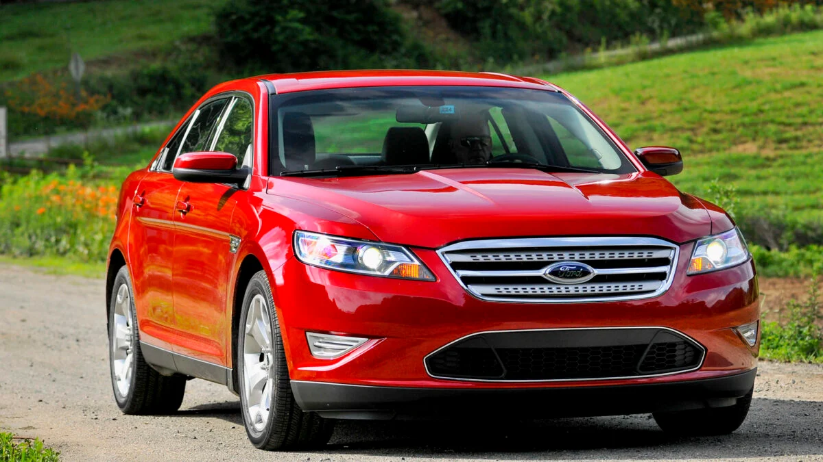 Detroit Wants Cars Normal Again: U.S. Execs Flirt with Sedans