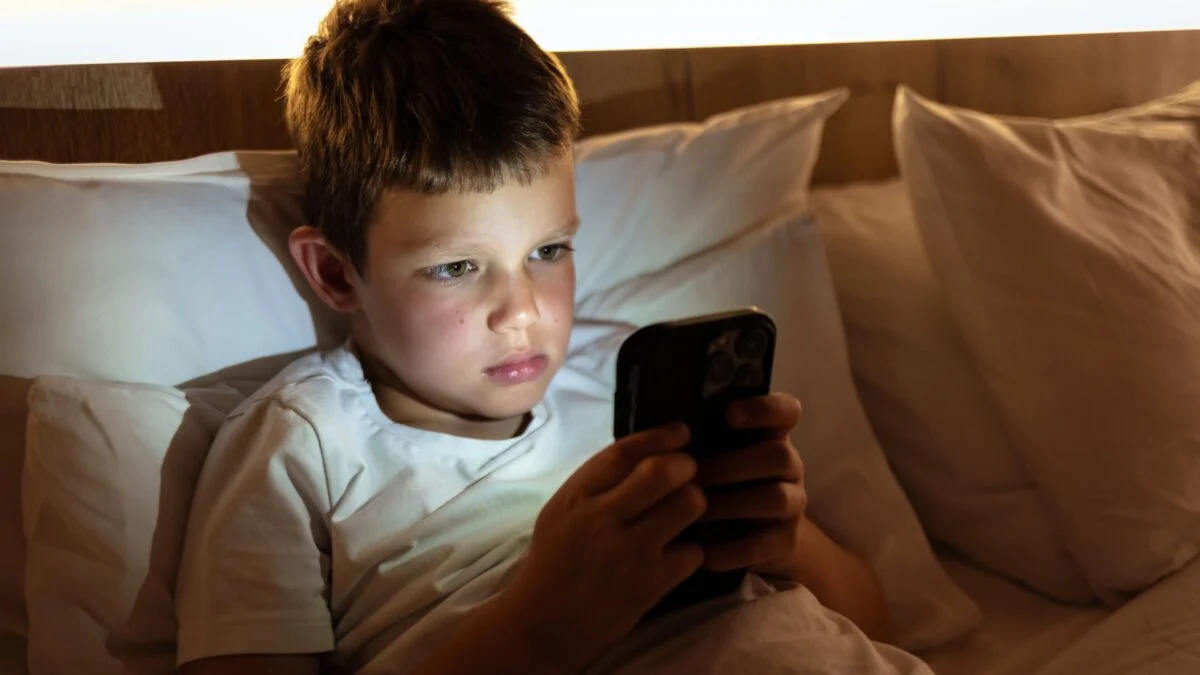 European Countries Move to Ban Social Media for Minors: 15 Governments Act