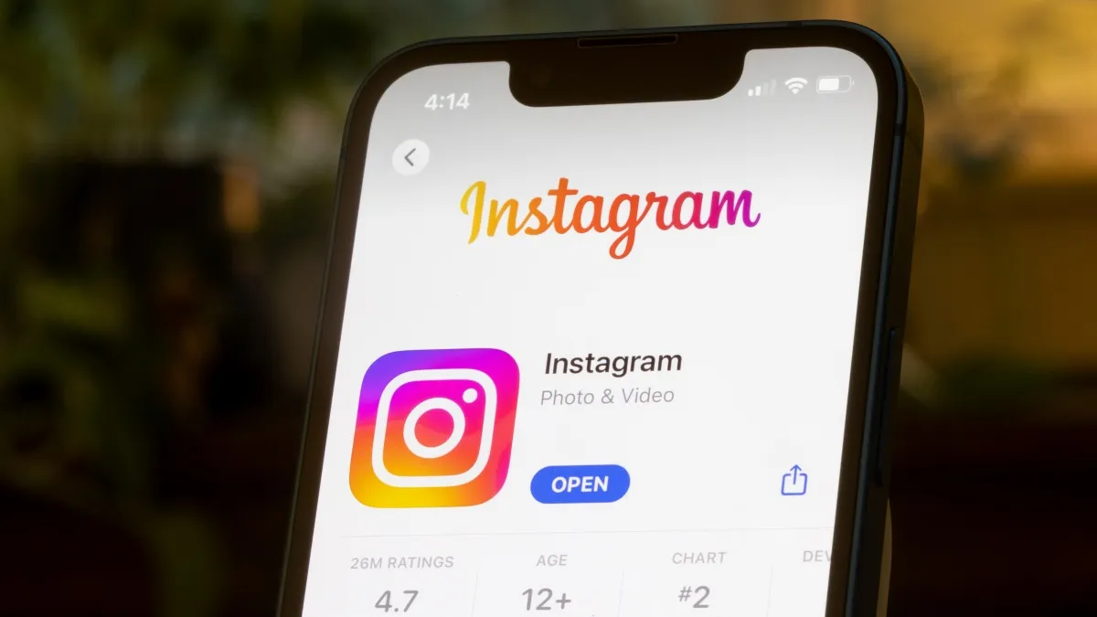 Instagram Launches New App to Compete with Snapchat