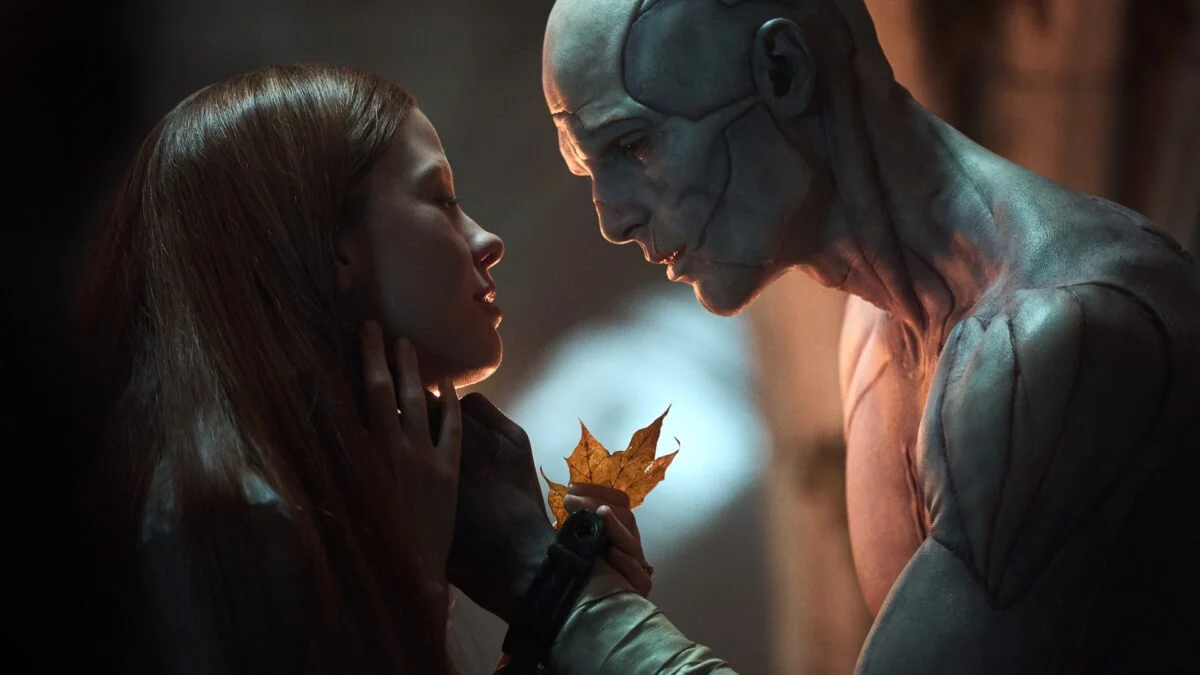 Jacob Elordi: Mom's Warning About del Toro