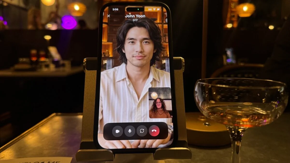 My Dinner Date with an AI Chatbot: A Unique Valentine's Day Experience