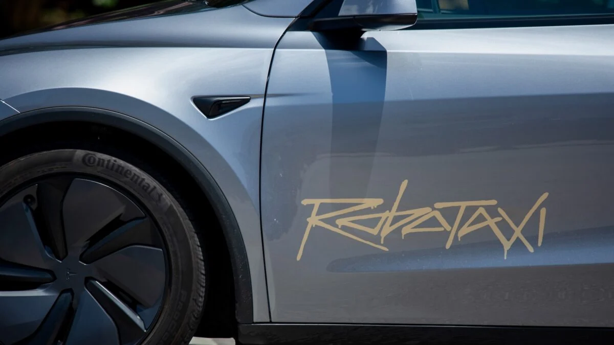 Tesla Robotaxis Crashing 4x More Than Humans: 14 Crashes