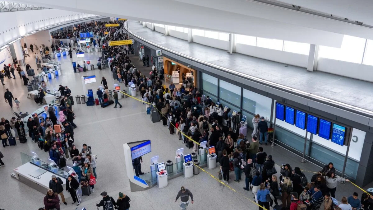 ICE Deployment to Airports Draws TSA Criticism, Admin Split