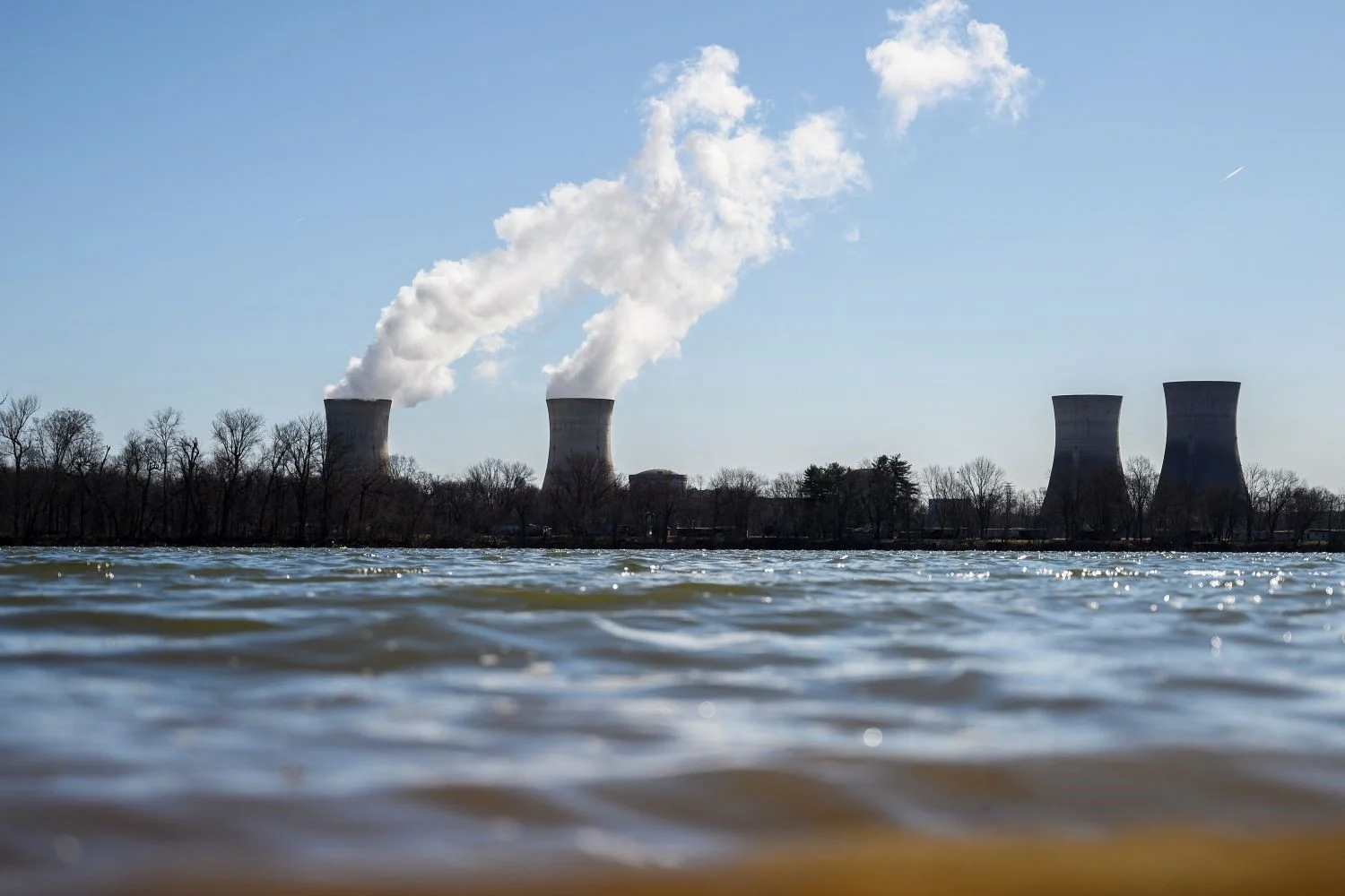 Nationwide Study: Higher Cancer Death Rates Near Nuclear Plants