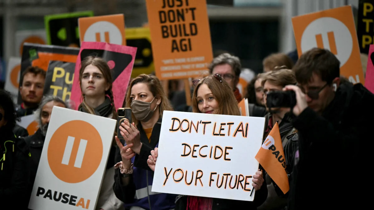 Poll: Americans Say AI Fuels Wealth Inequality, Tops Voter Issues