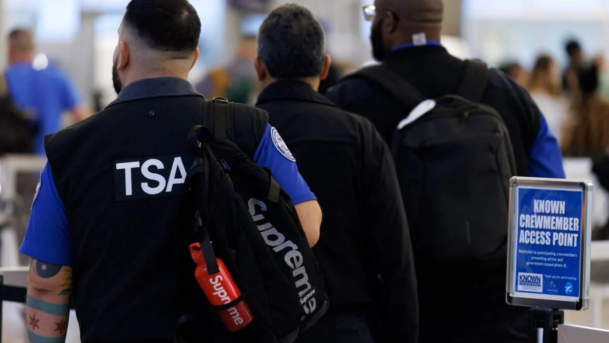 TSA Officers Miss Paycheck as Airport Lines Worsen, Fuel Costs Rise