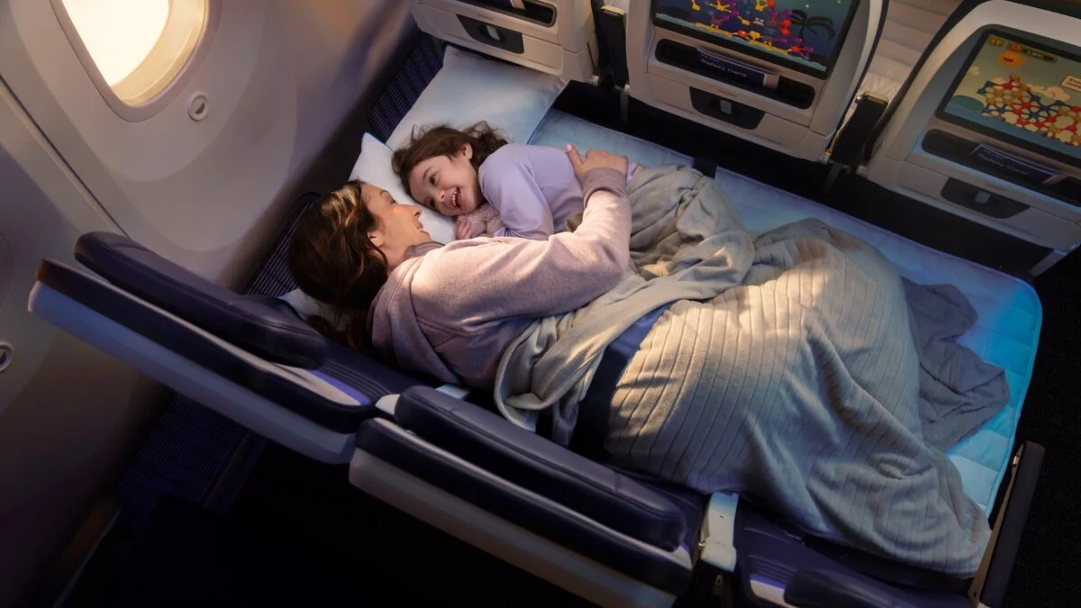 United's Relax Row Economy Couch Seats Debut on Long-Haul 2027
