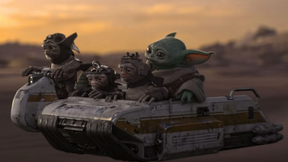 New Mandalorian & Grogu Clip Worries Fans About Star Wars Marketing