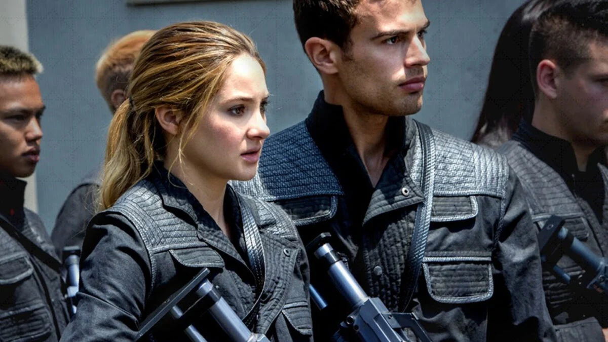Veronica Roth Revives Divergent Series with Two New AU Books for Fans