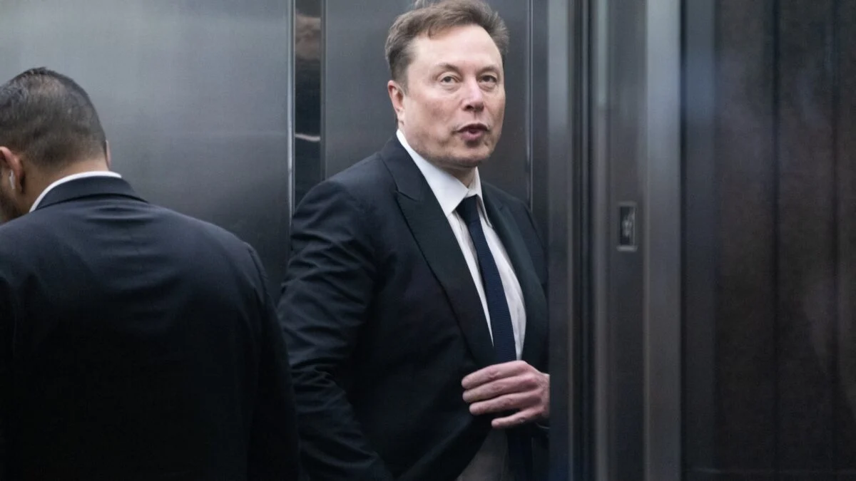 Elon Musk, Tim Cook Join Trump on China Trip; Jensen Huang Uninvited