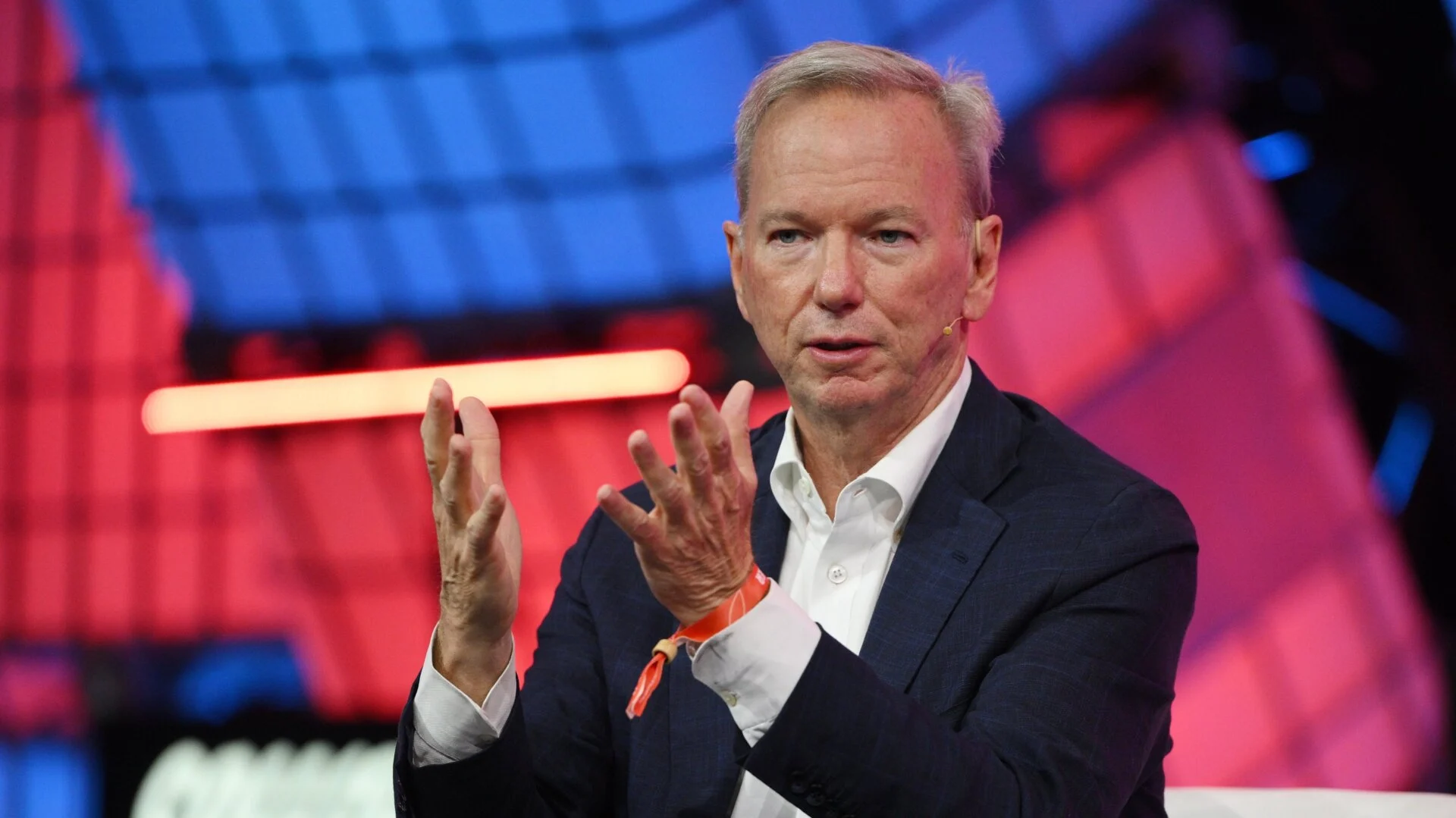 Eric Schmidt Booed Over AI Remarks at College Commencement