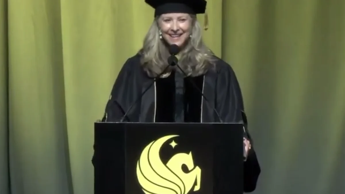 Graduation Speaker Booed Calling AI 'Next Industrial Revolution'