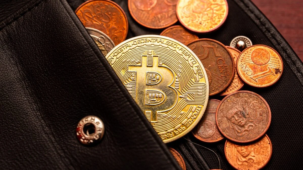 Man Uses AI to Unlock $400K Bitcoin Wallet Locked in 2015