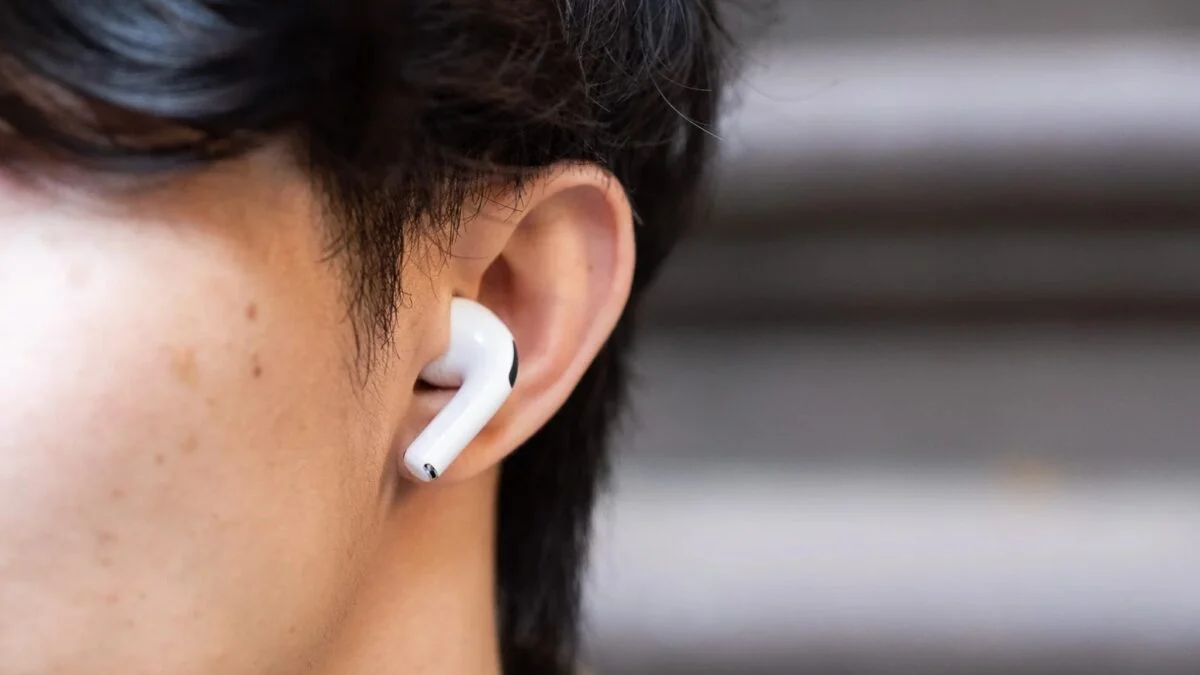 More Than a Third of New Podcasts Are AI-Generated