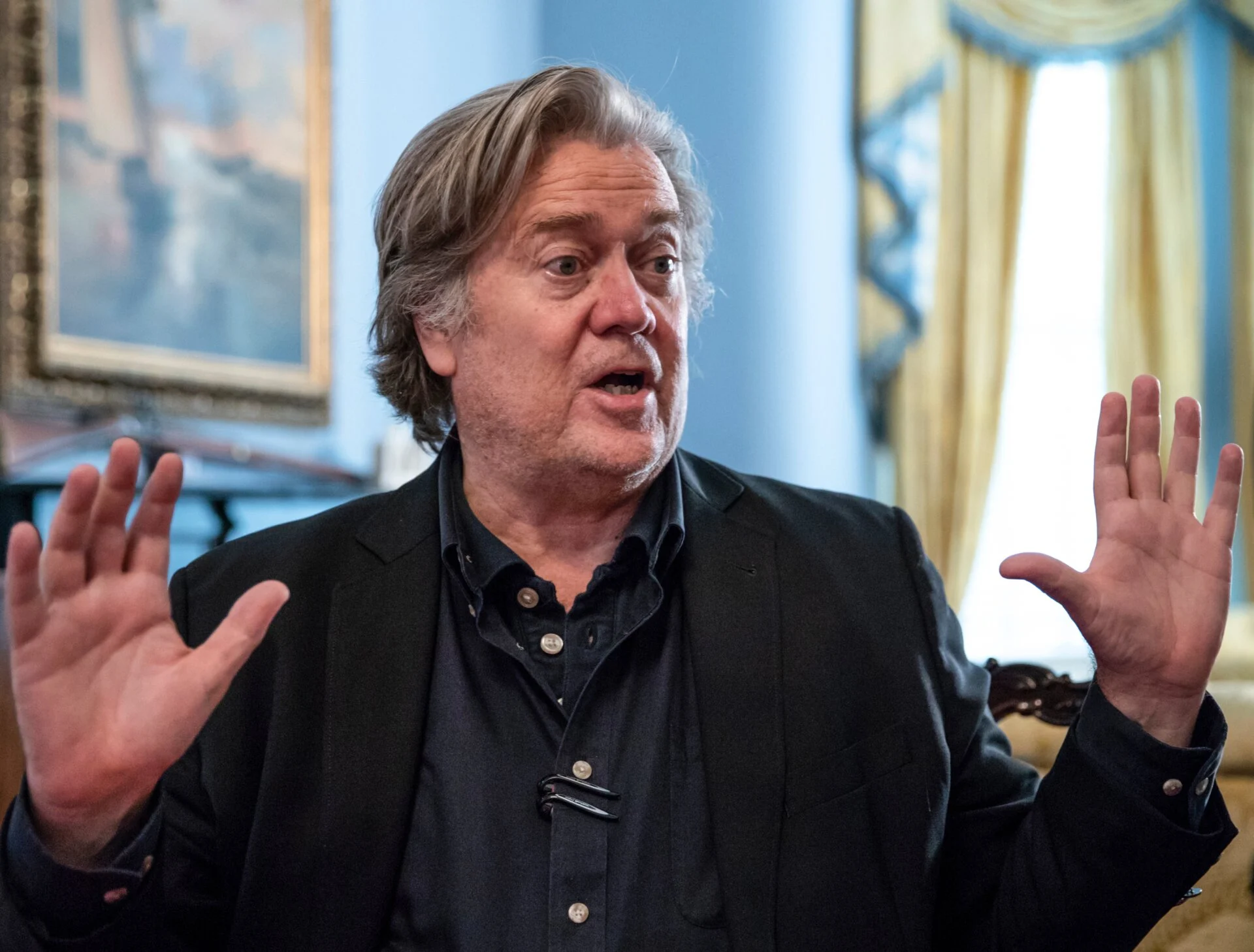 Steve Bannon, 60+ Trump Allies Call for AI Model Review by Trump