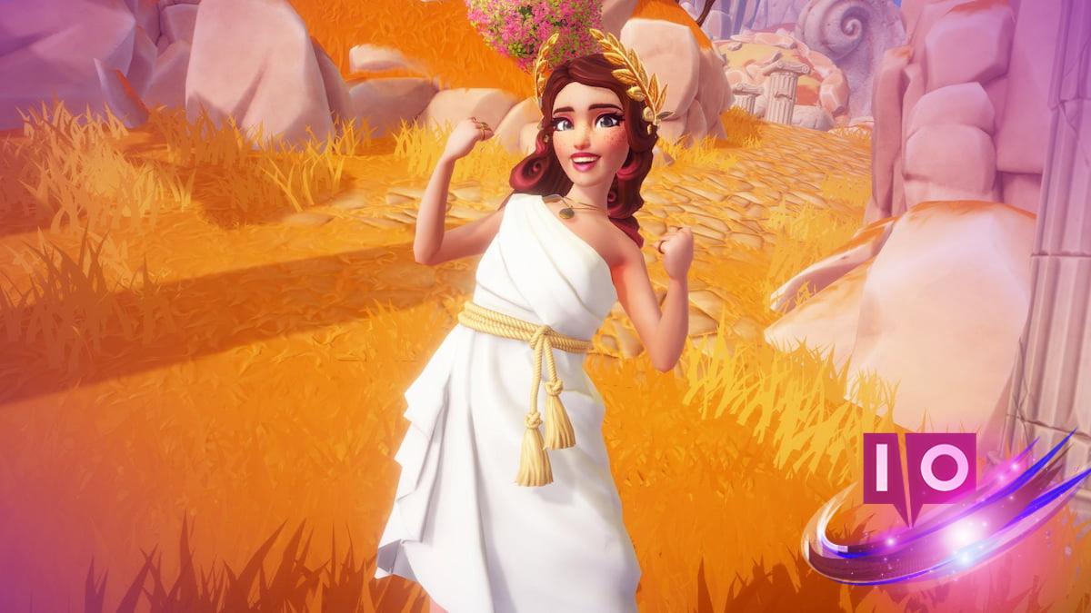 How to Try On Ivory & Gold Toga Dress in Disney Dreamlight Valley