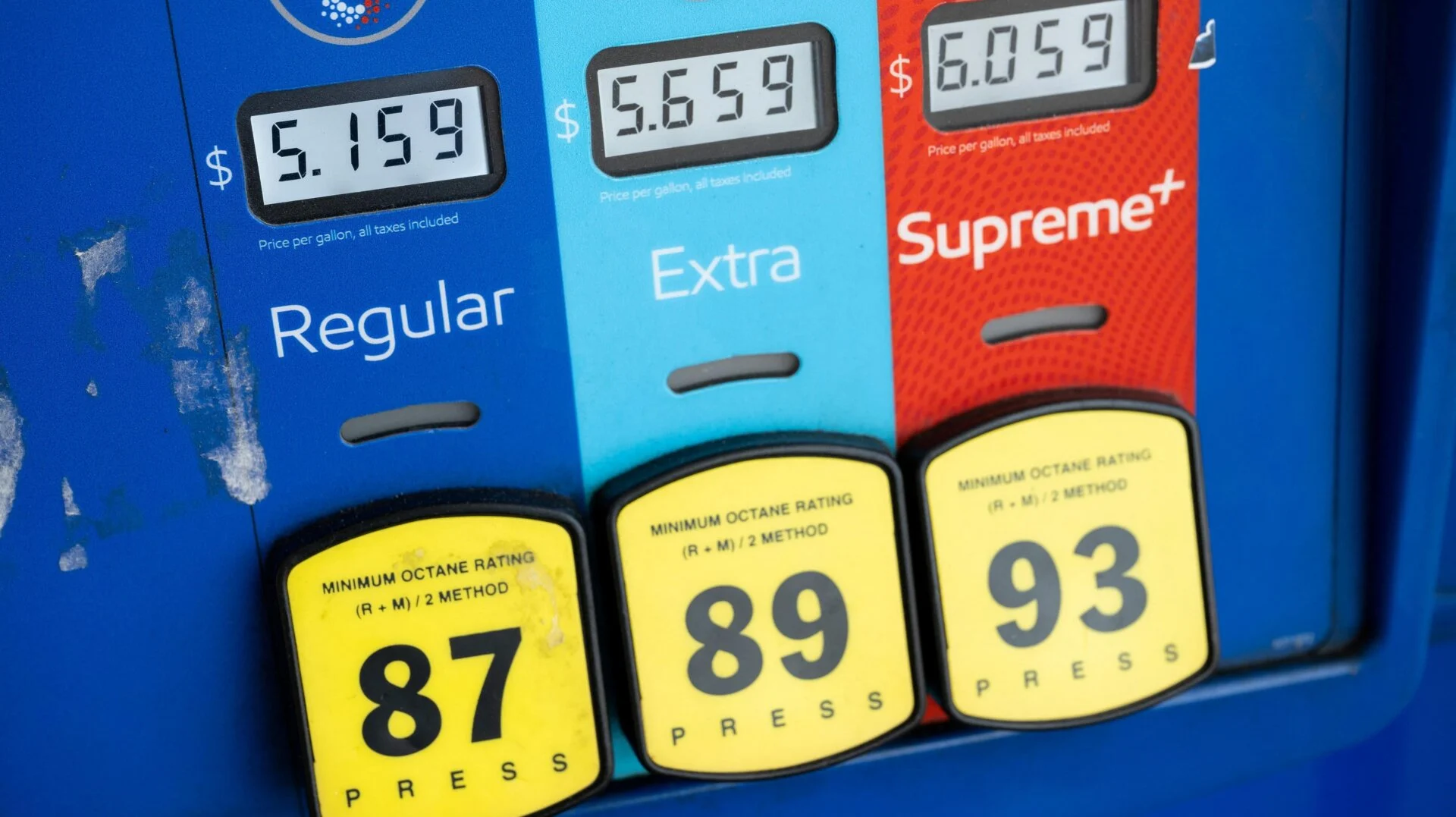 Lawsuit: Gas Stations Use AI to Inflate Prices, California Law Cited