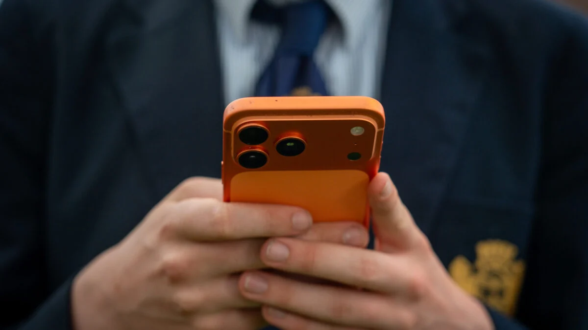 Meta Tightens Safety Rules for Minors, Expands Teen Accounts Globally