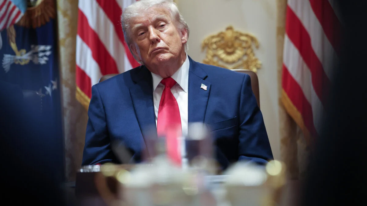 White House Halts AI-Testing Unit Reports Amid Rising Concerns