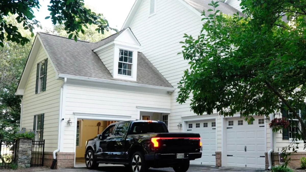 Massachusetts EV Drivers Can Sell Energy to Grid Under New Program