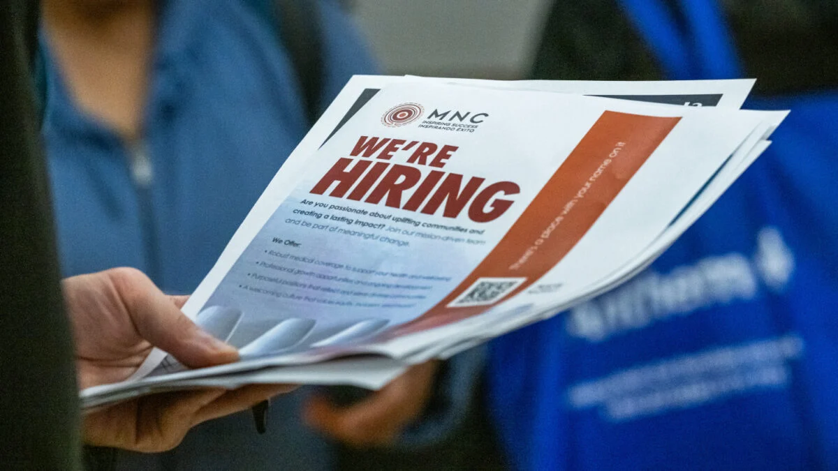 Reverse Recruiter Startup: Pay Only If AI Finds You a Job