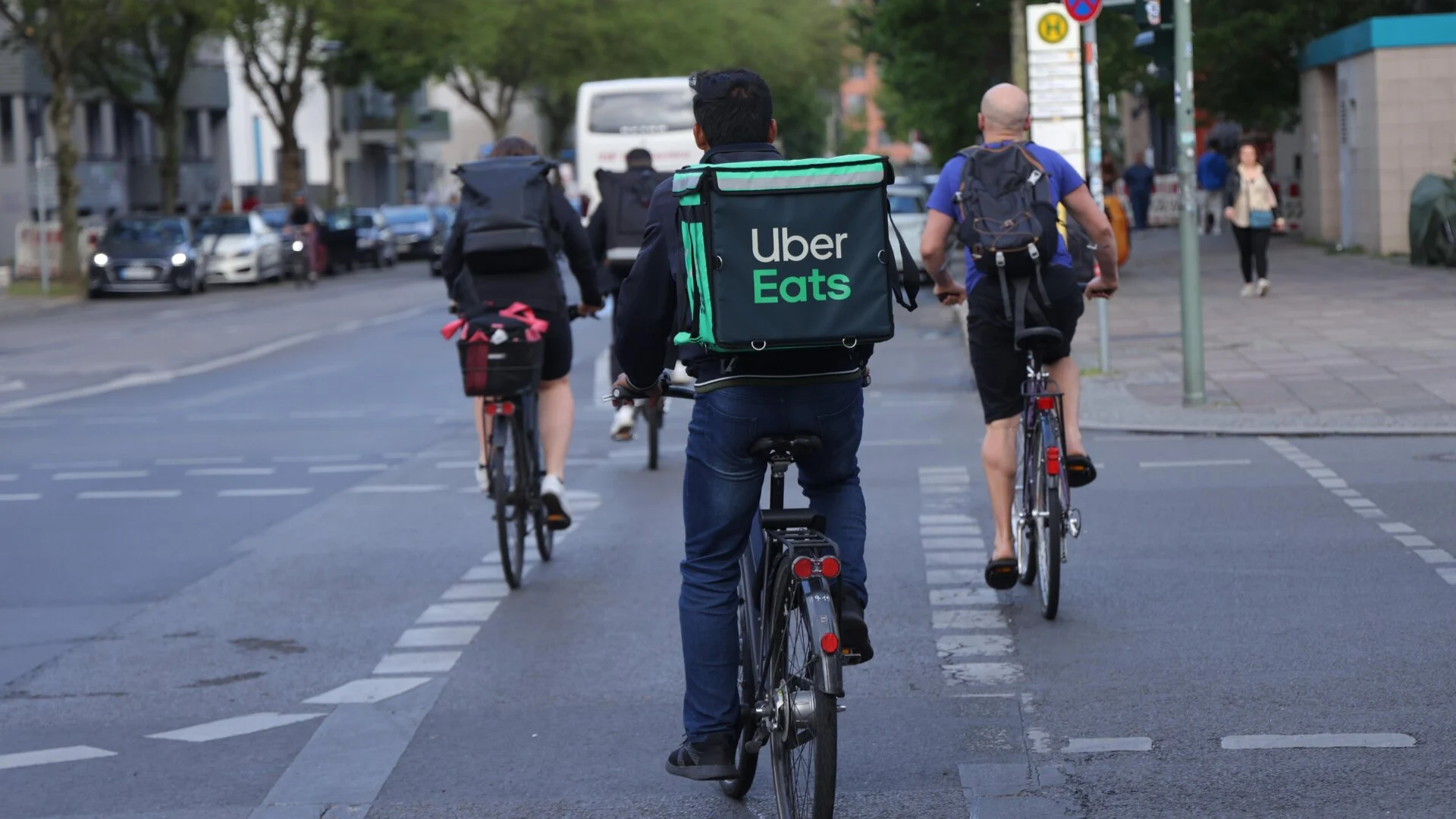Uber Rethinks Food Delivery Dominance in Europe, Eyes New Plan