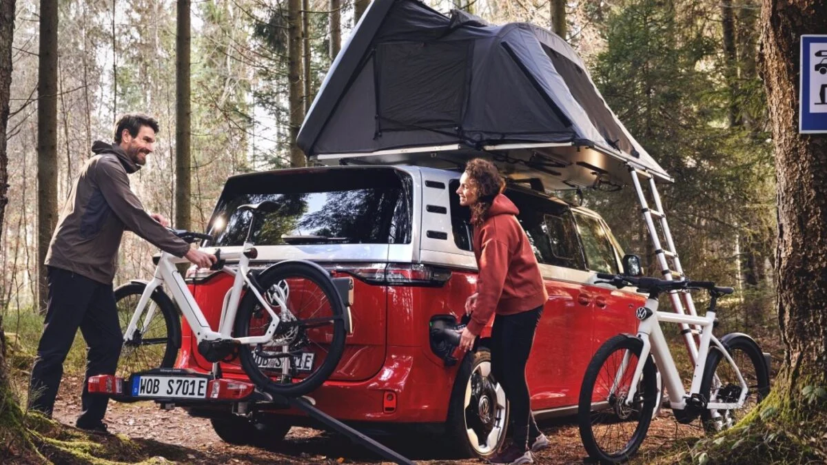 Volkswagen-Licensed n+ E-Bikes Feature Smart Glasses