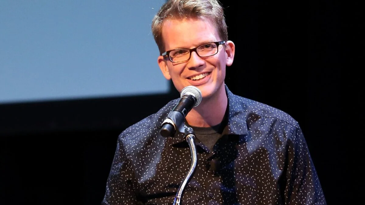 Hank Green Faces Fan Revolt Over Unhealthy LLM Use