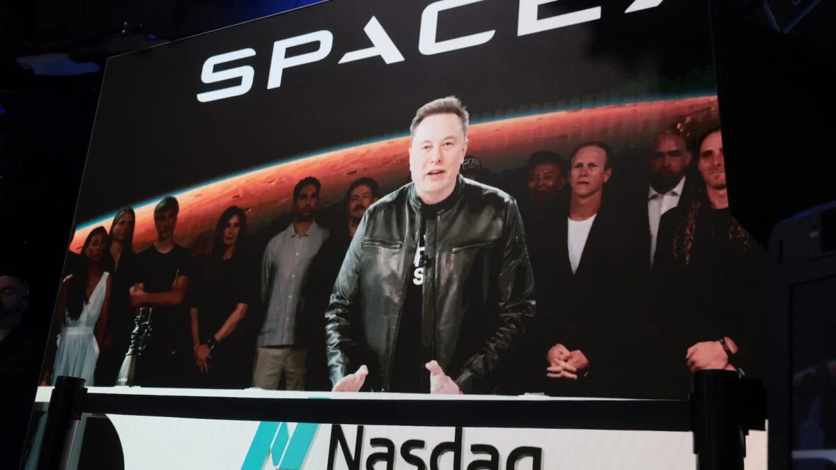 SpaceX Faces Exodus: How Many Insiders Will Abandon Ship?