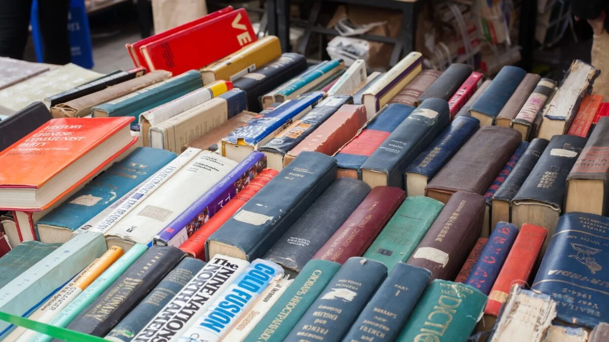 Used Booksellers See Huge Sales, Alarmed by Likely Cause