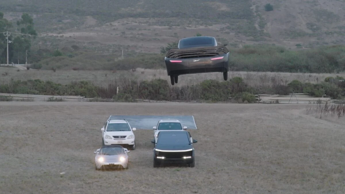 Alef Trolls Tesla with Flying Car Video Over Roadster, 1,000th Flight