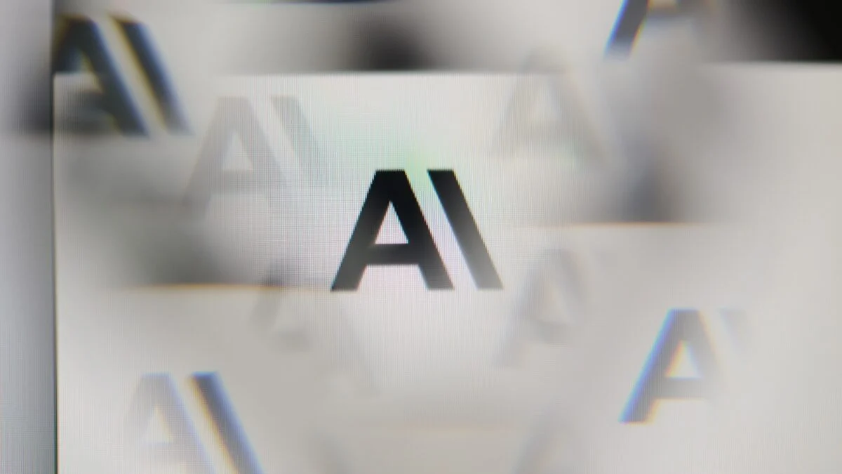 Anthropic Warns: AI Could Spread Like a 'Digital Slime Mold'