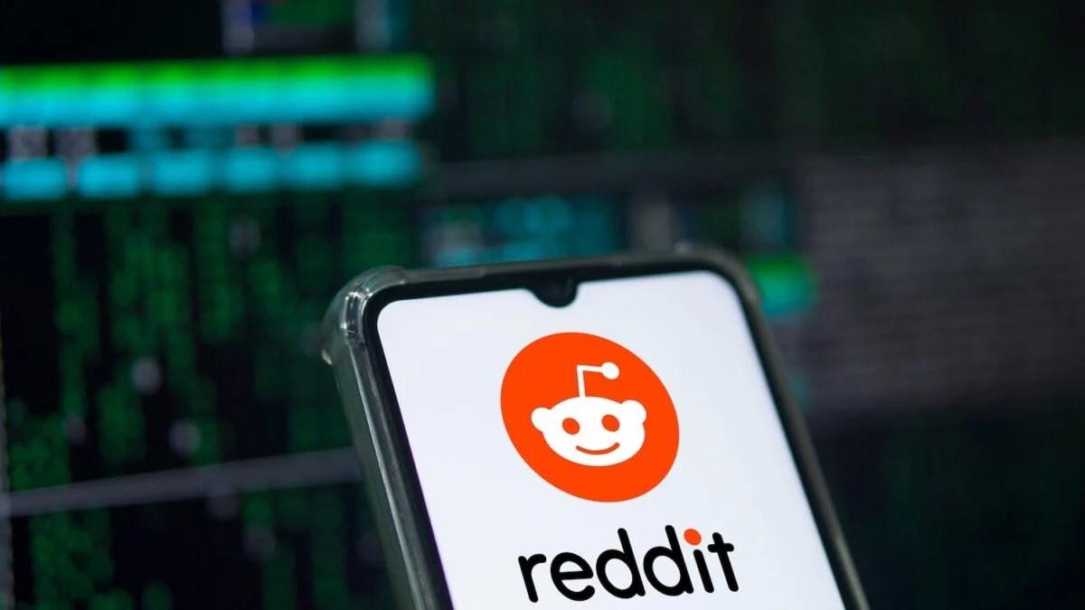 Open Source Subreddit Bans AI: 'Tokens Are Cheap' Rationale