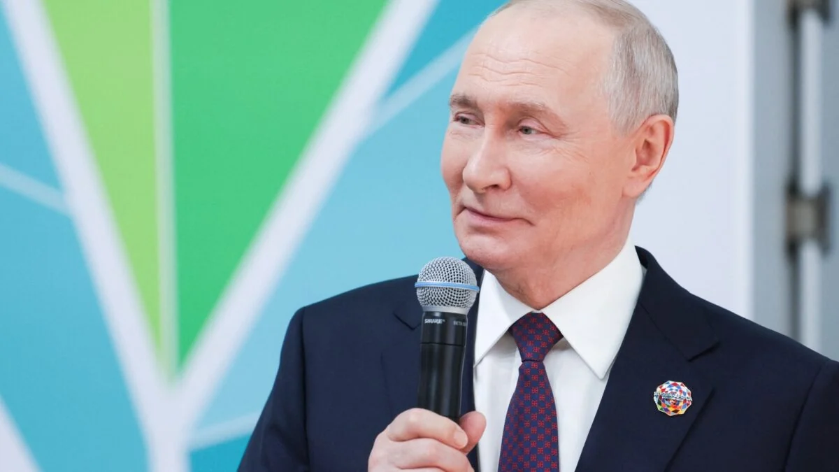 Putin: Elon Musk a 'Real Genius,' Russia Coordinates on Satellites