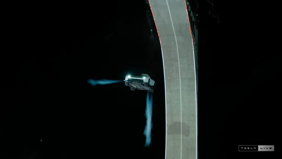 Tesla Roadster 2028: Performs Air Corkscrews, Musk Promises